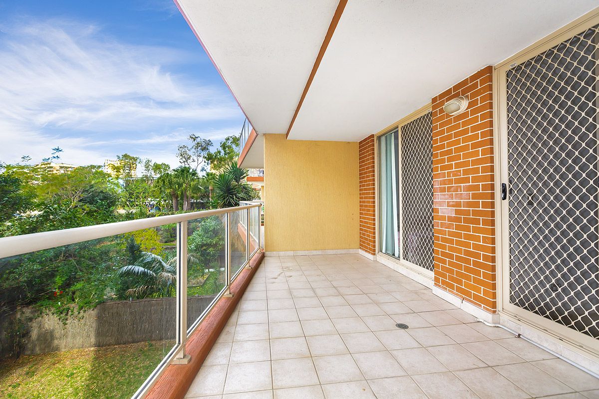 2 bedrooms Apartment / Unit / Flat in 5/14-16 Station Street HOMEBUSH NSW, 2140