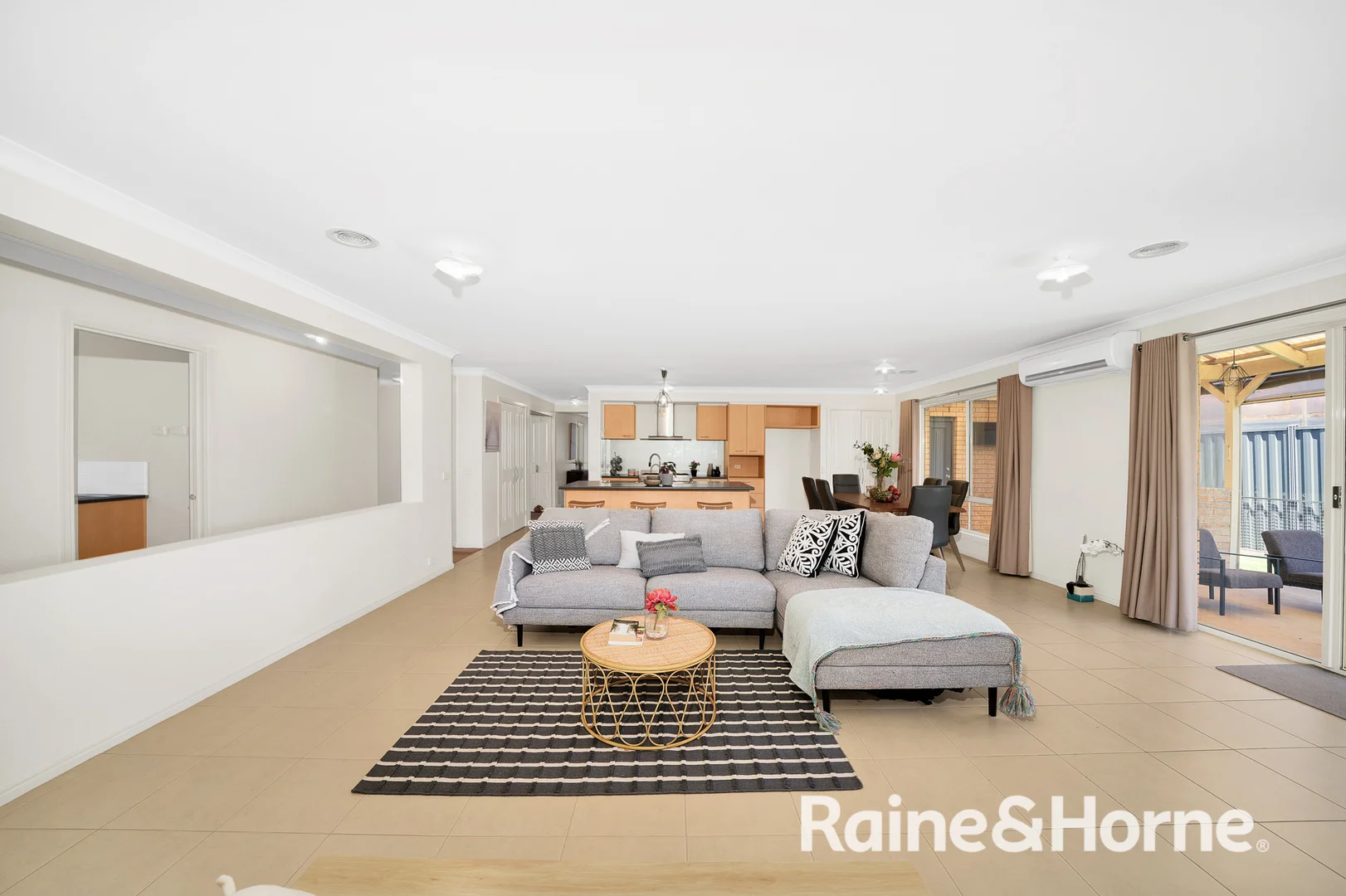 Additional image 13 of 19 Weavers Street, Manor Lakes VIC 3024