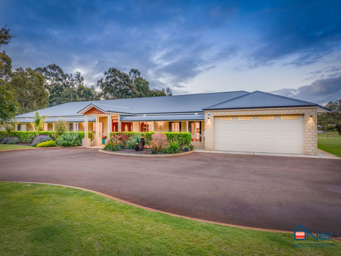 72 Blair Road, Oakford WA 6121, Image 2