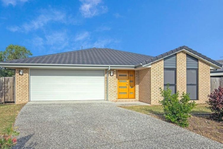 4 bedrooms House in 45 Hasemann Crescent UPPER COOMERA QLD, 4209