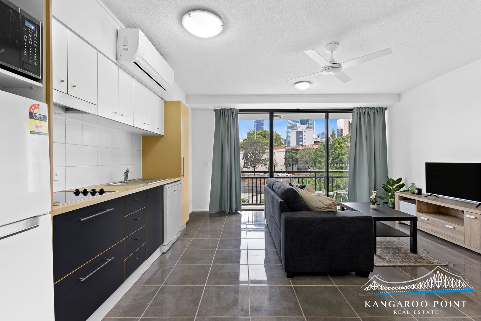 100/15 Goodwin Street, Kangaroo Point QLD 4169, Image 1