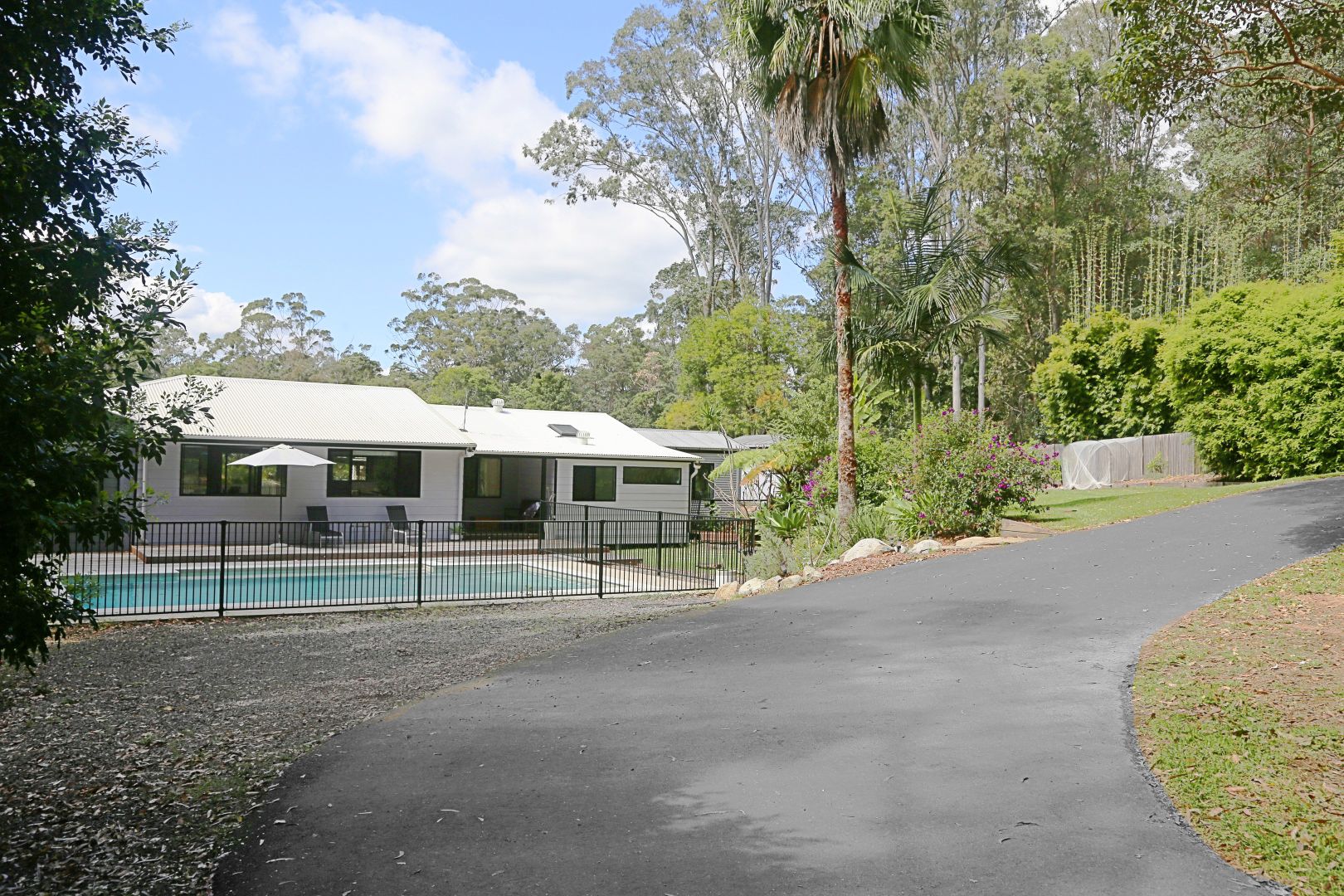 Black Mountain QLD 4563 - 5 beds house for Sale, $1,300,000 ...