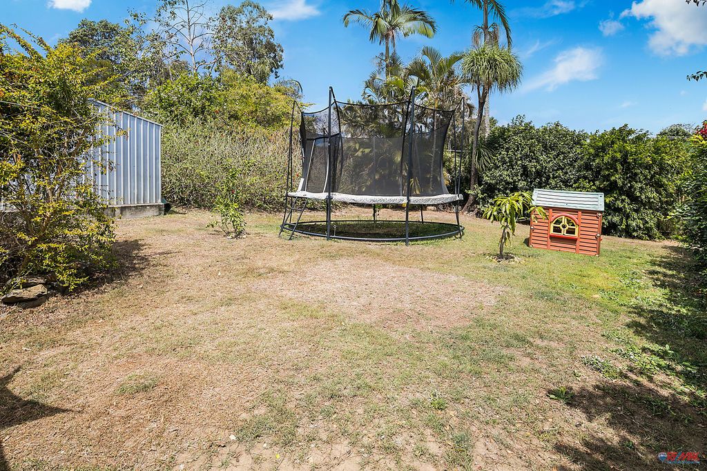 38 Auburn Street, Edens Landing QLD 4207, Image 2