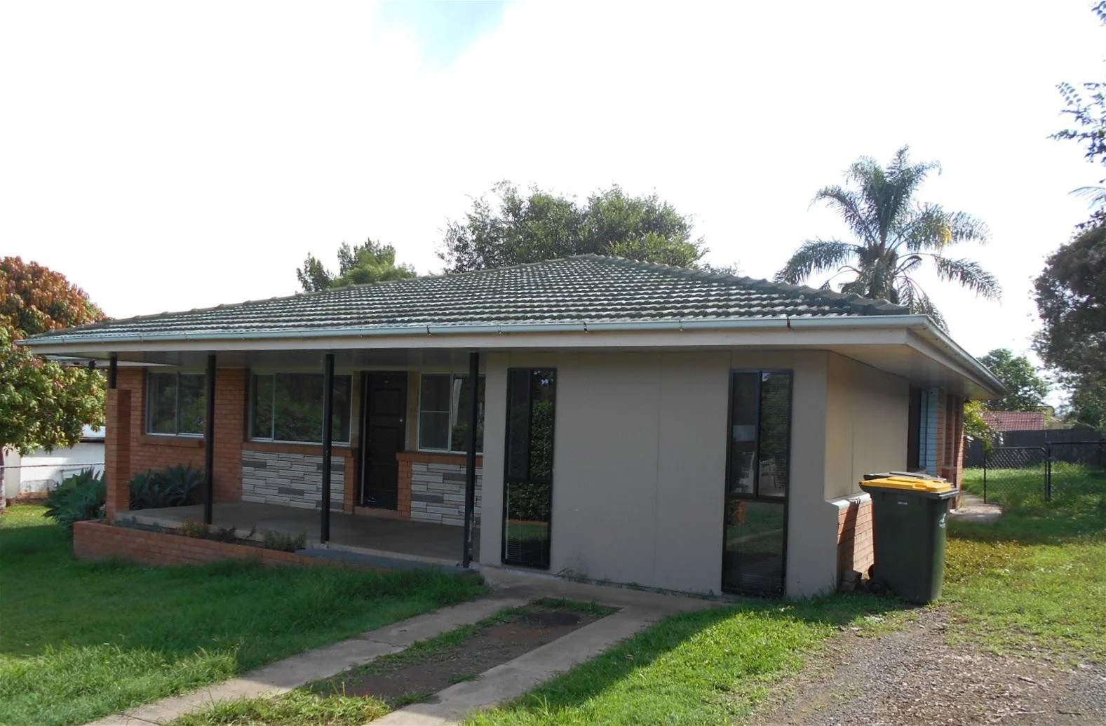 Primary image of 2a Hart Street, Beaudesert QLD 4285