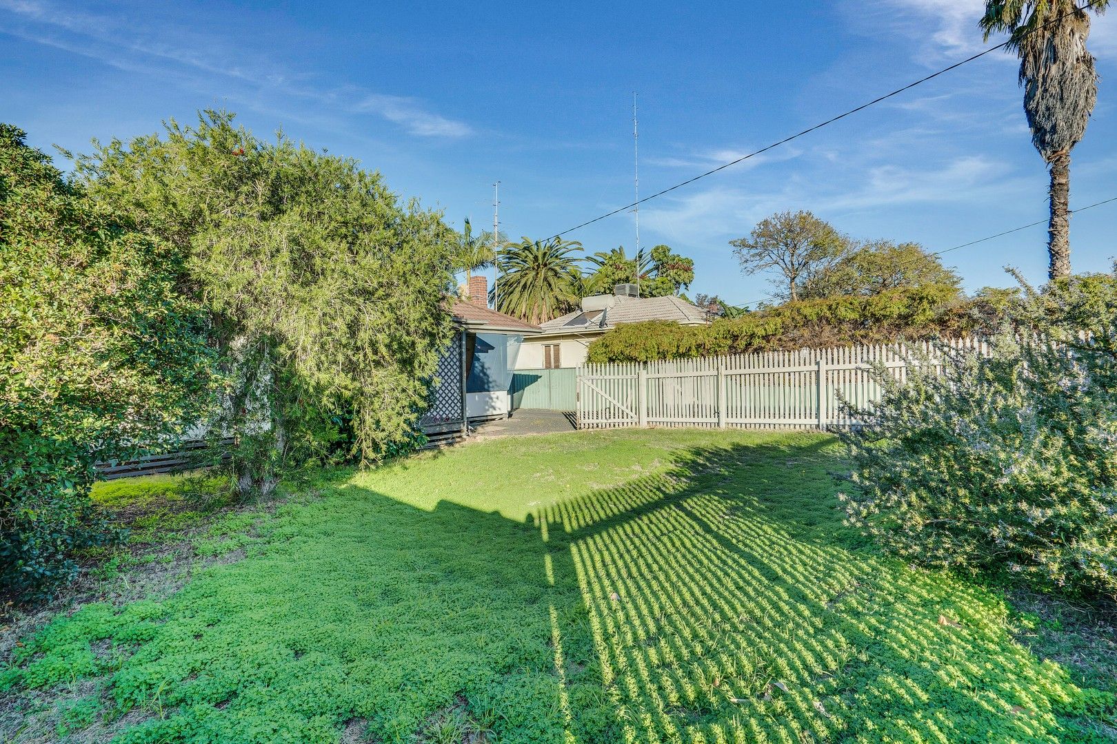 4 bedrooms House in 44 Xavier St CAREY PARK WA, 6230