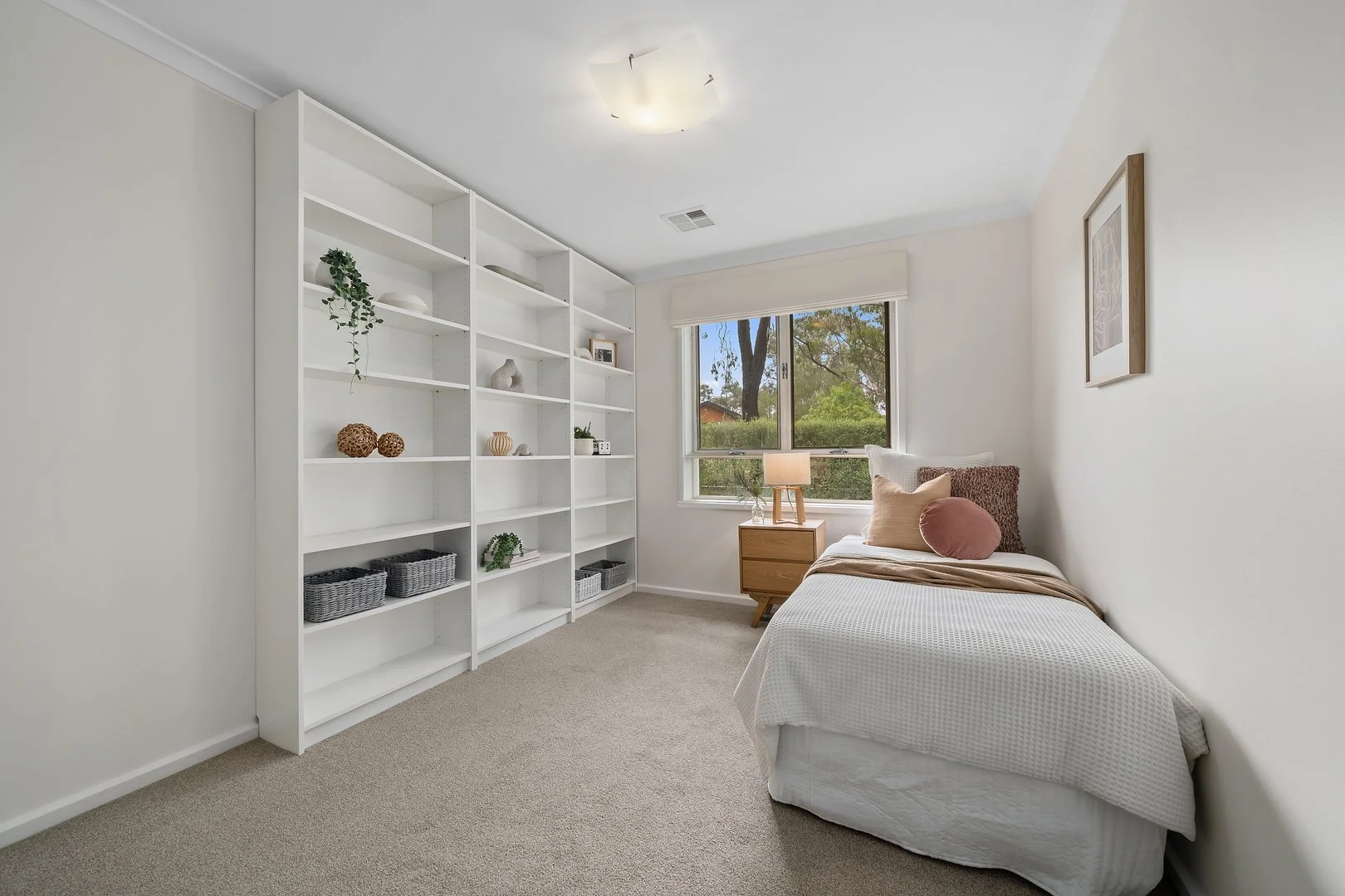 Additional image 11 of 1 Mirning Crescent, Aranda ACT 2614