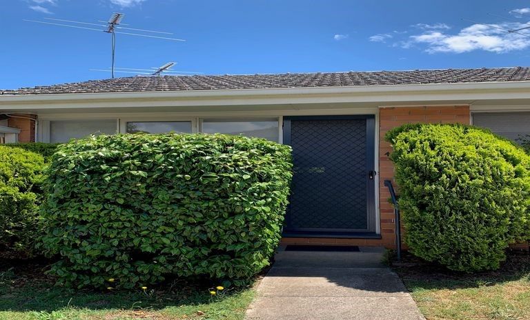 1 bedrooms Apartment / Unit / Flat in 4/32 Collins Street MENTONE VIC, 3194