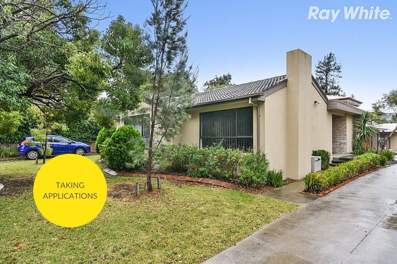 3 bedrooms Apartment / Unit / Flat in 1/50 King Parade KNOXFIELD VIC, 3180