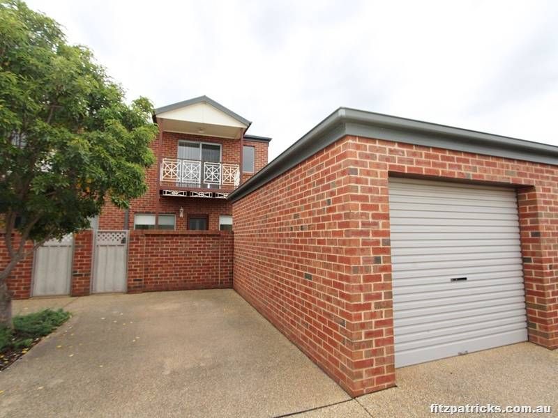 4 50 Travers Street Wagga Wagga Nsw 2650 Apartment For Rent 330 Domain