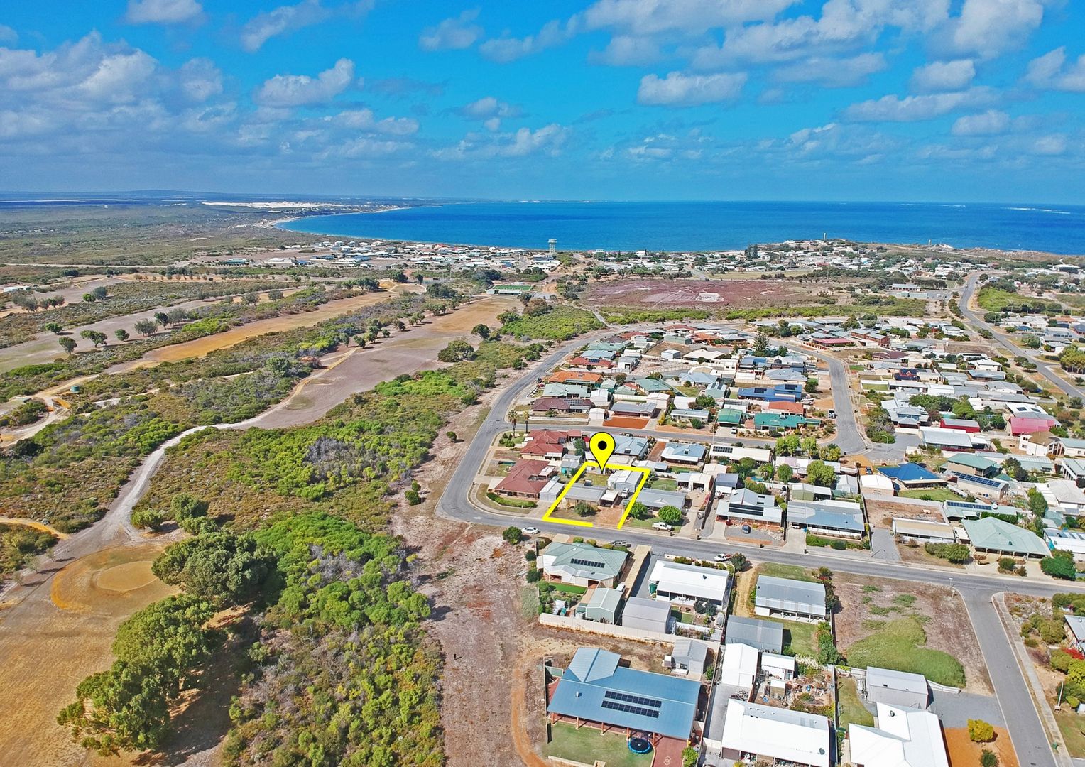 16 Hunter Cres, Green Head WA 6514 Domain