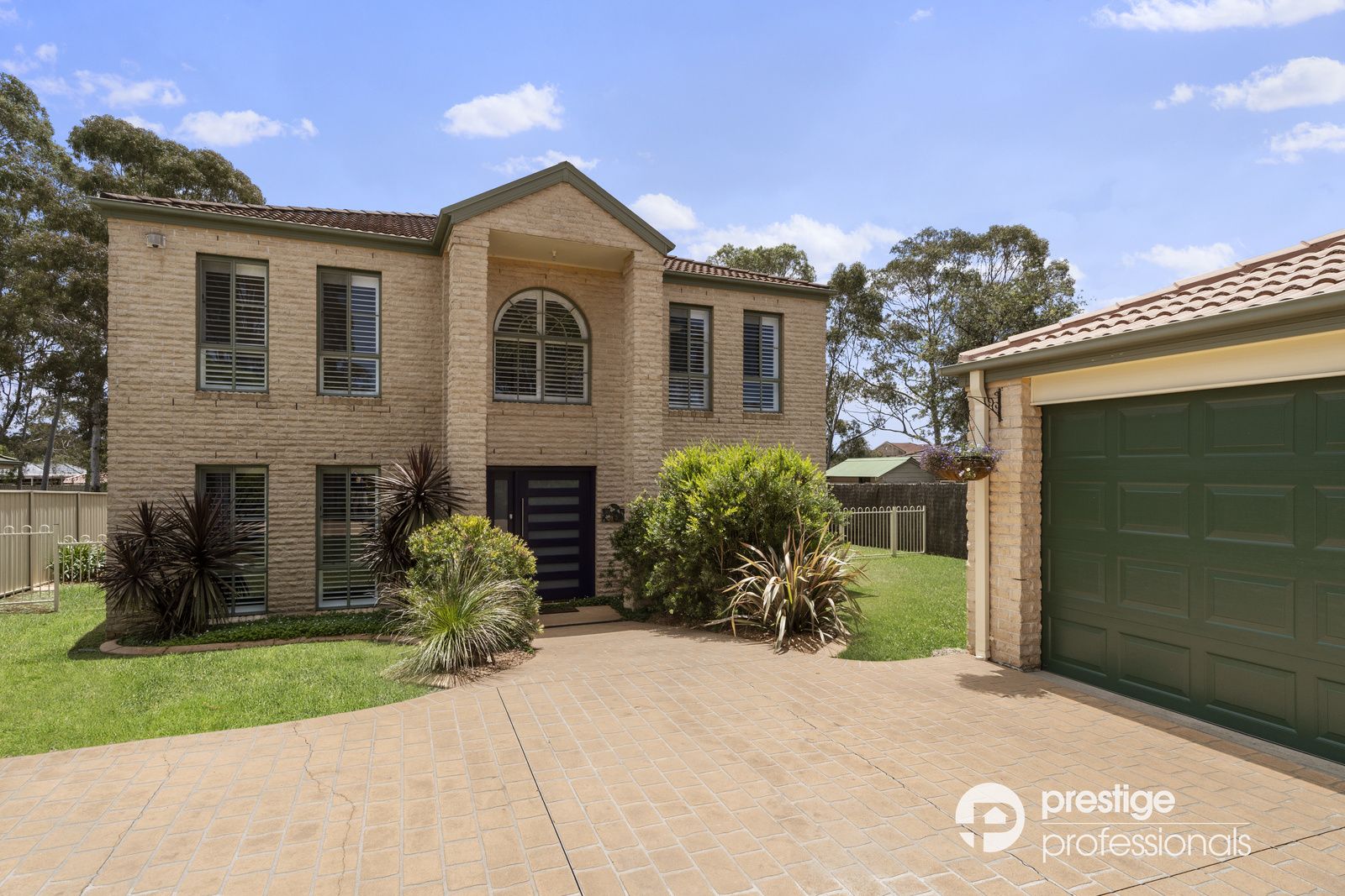 3 Clarendon Court, Wattle Grove NSW 2173, Image 1