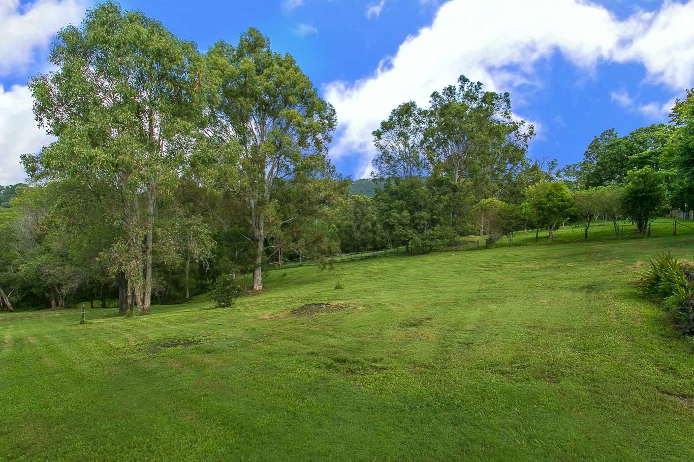 205 Worongary Road, Tallai QLD 4213, Image 1