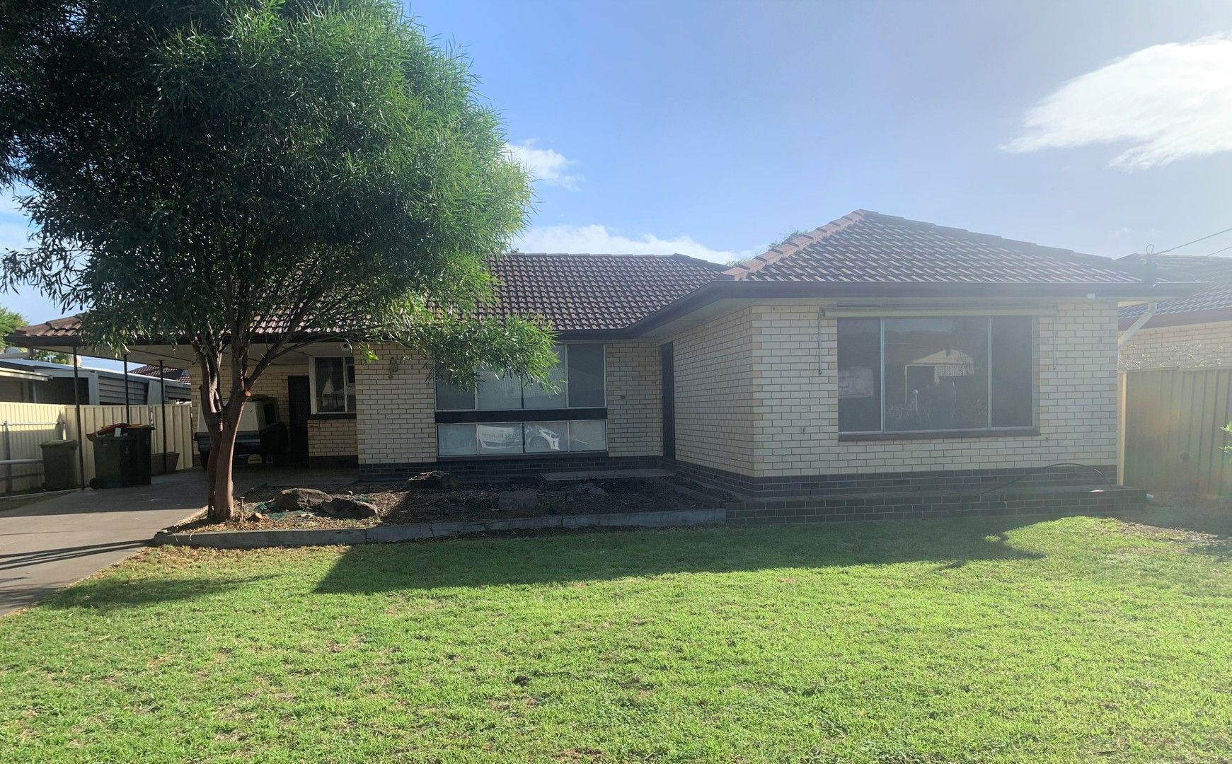 69 Oxford Street, Port Noarlunga South SA 5167 House For Rent 490