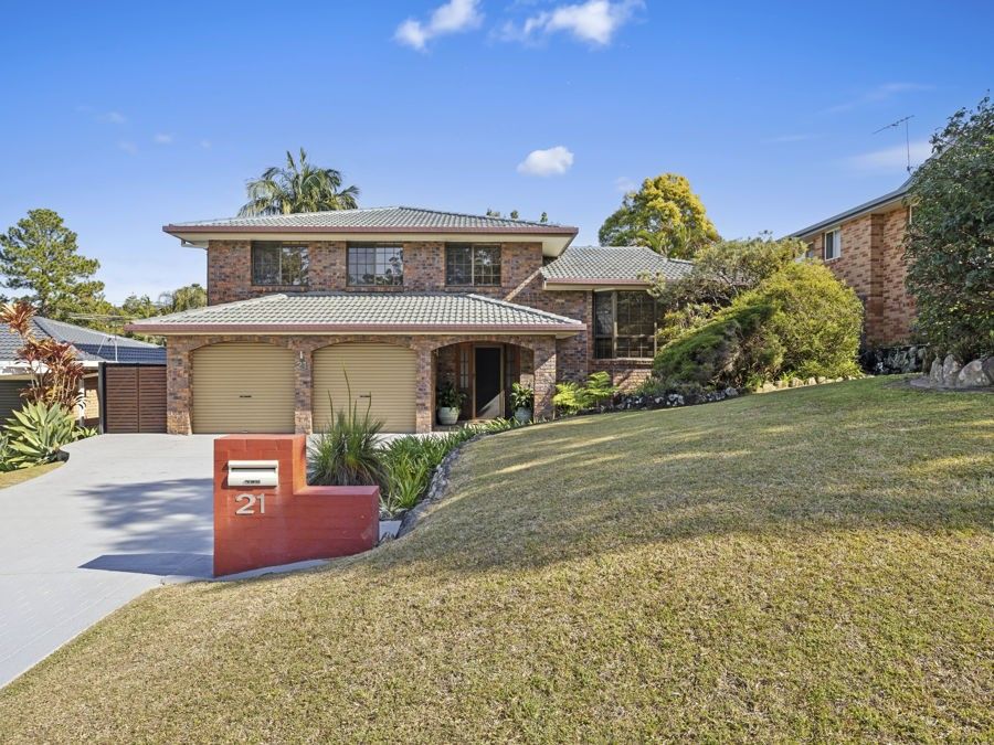 5 bedrooms House in 21 Bolwarra Road COFFS HARBOUR NSW, 2450