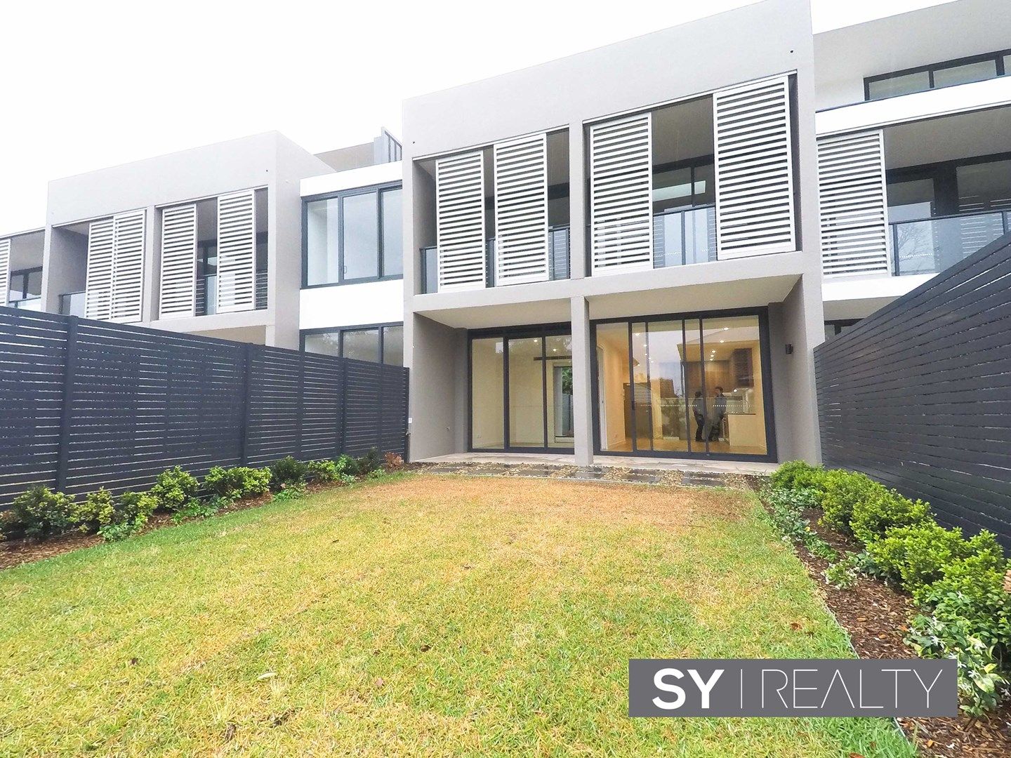 1 bedrooms Apartment / Unit / Flat in B08/5 Whiteside Street NORTH RYDE NSW, 2113