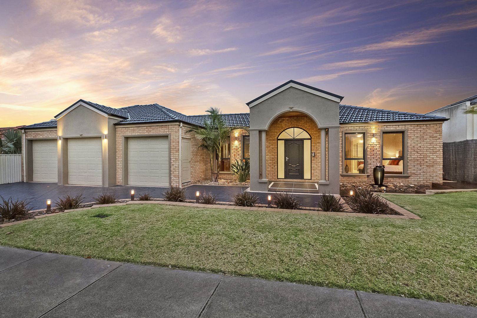 5 Duchess Court, Hillside Property History & Address Research Domain