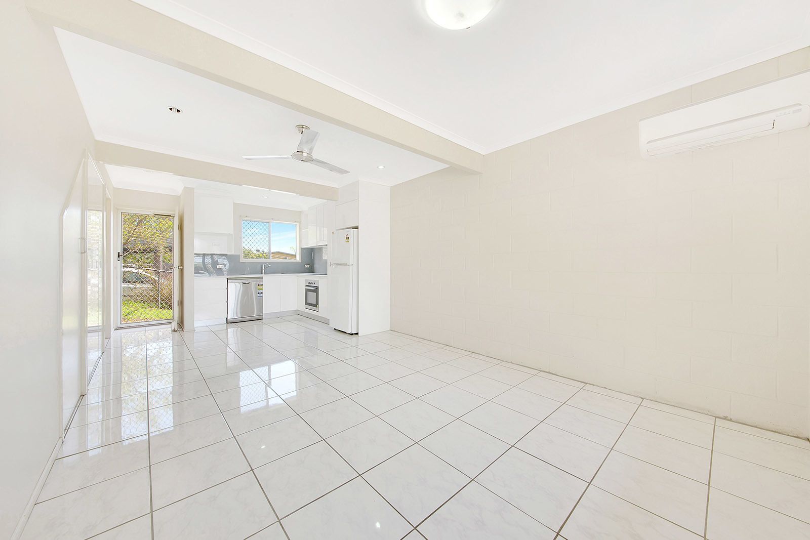 Unit 5/51 Harbour Tce, Gladstone Central QLD 4680, Image 1