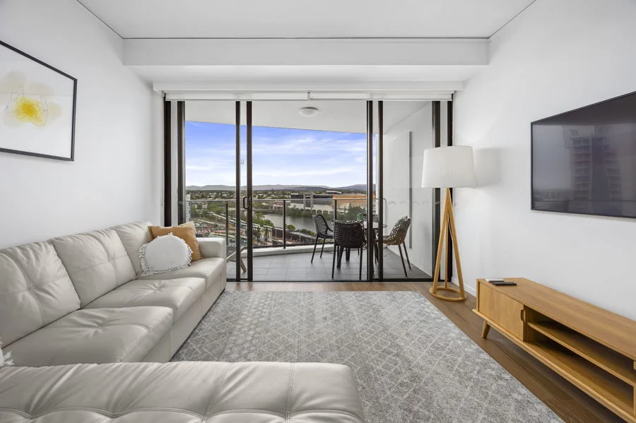 Additional image 4 of 1107/22 Surf Parade, Broadbeach QLD 4218