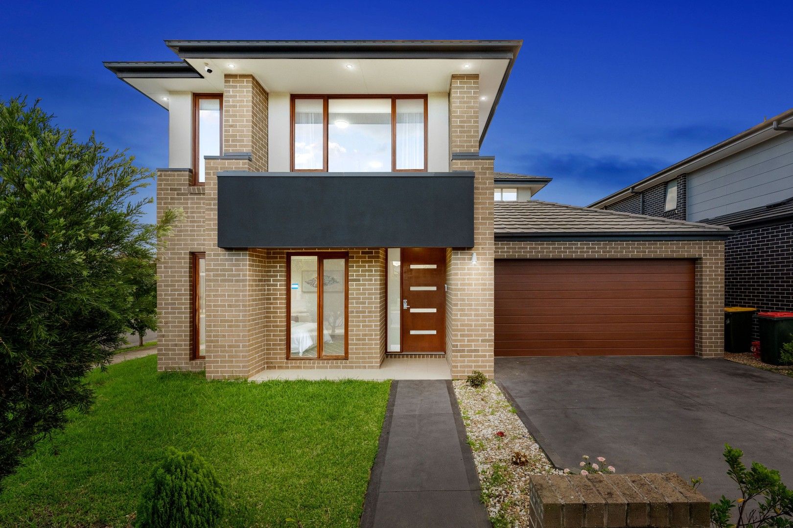 5 bedrooms House in 6 Stellaria Street MARSDEN PARK NSW, 2765