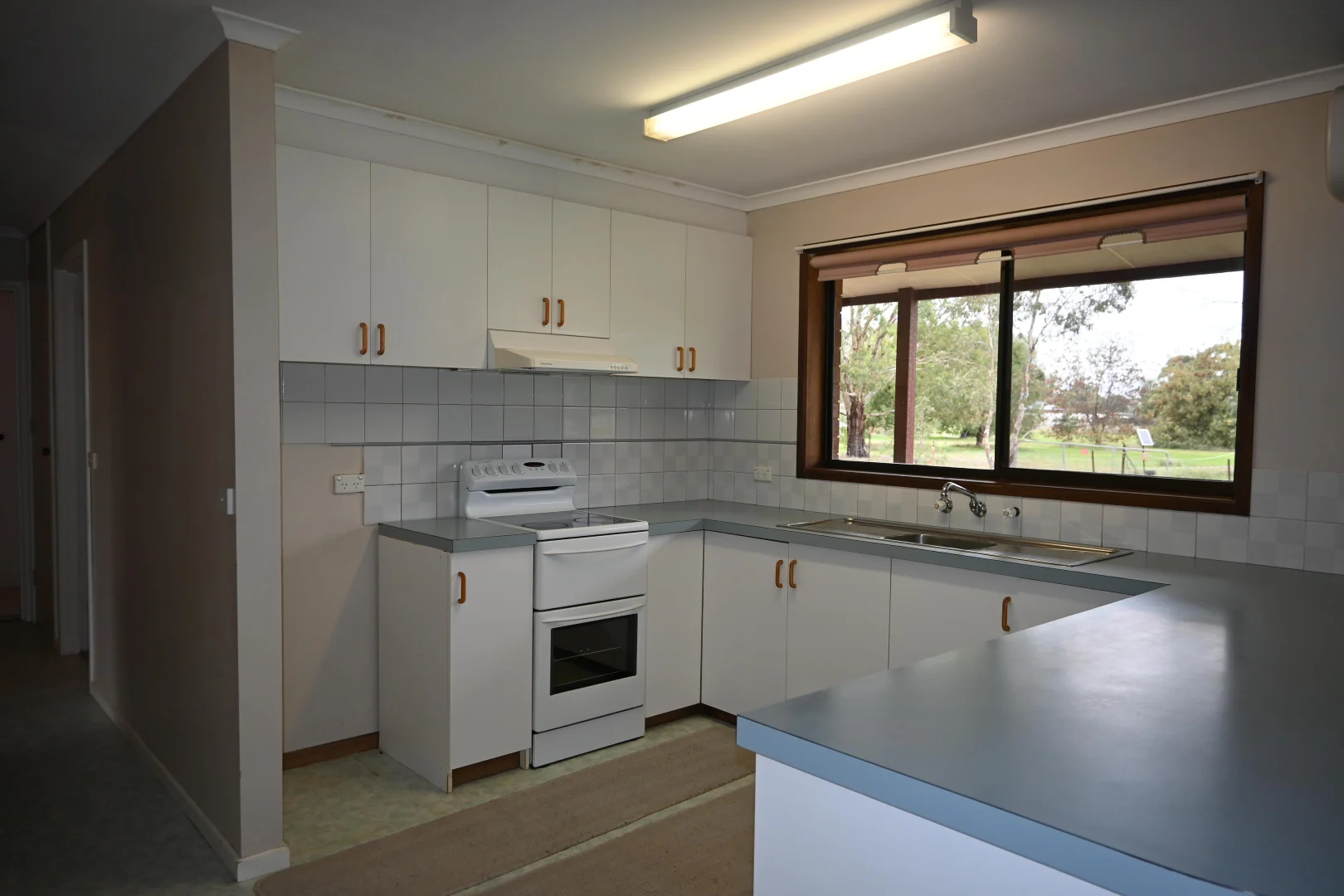 Additional image 2 of 2-4 Giffard Street, Newbridge VIC 3551