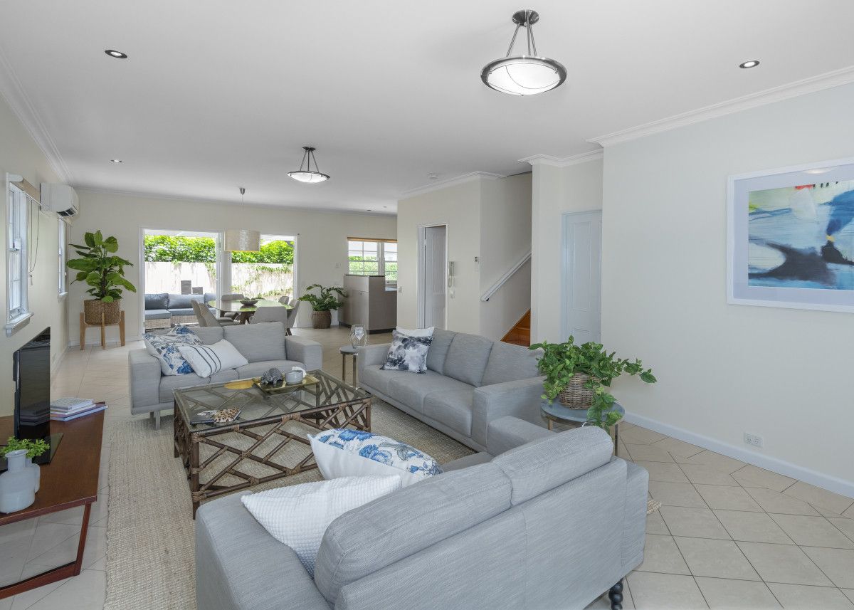 70 Kennigo Street, Spring Hill QLD 4000, Image 2