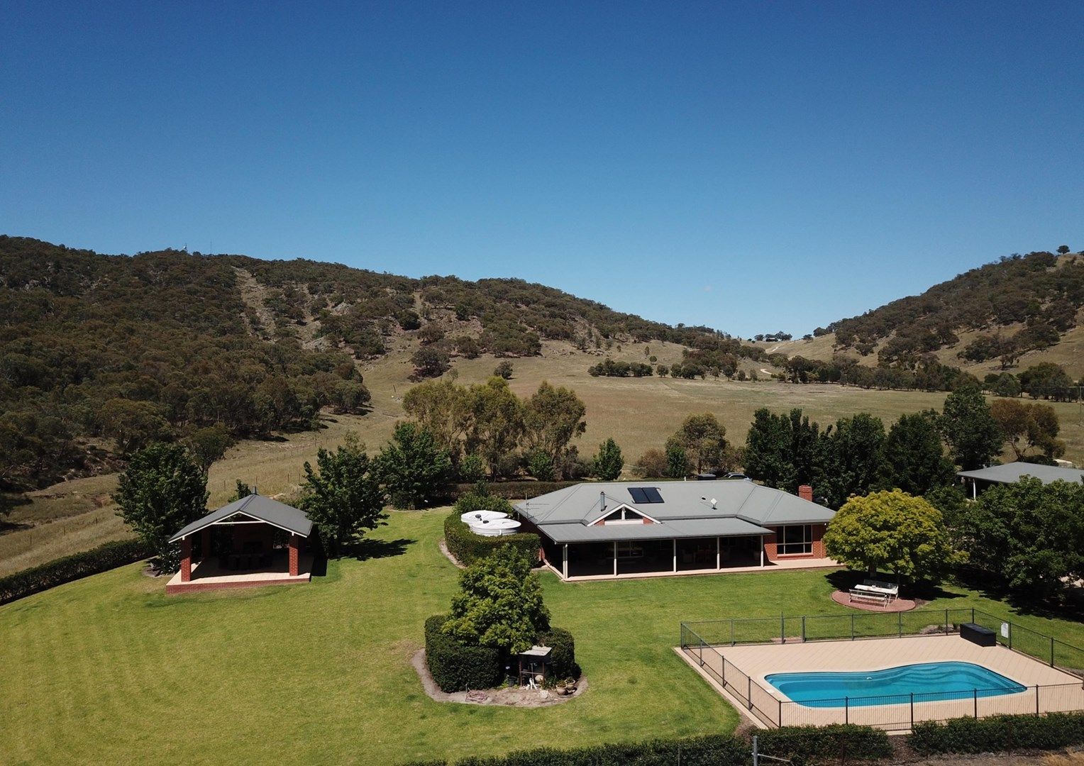 665 Big Springs Road, Wagga Wagga NSW 2650, Image 0