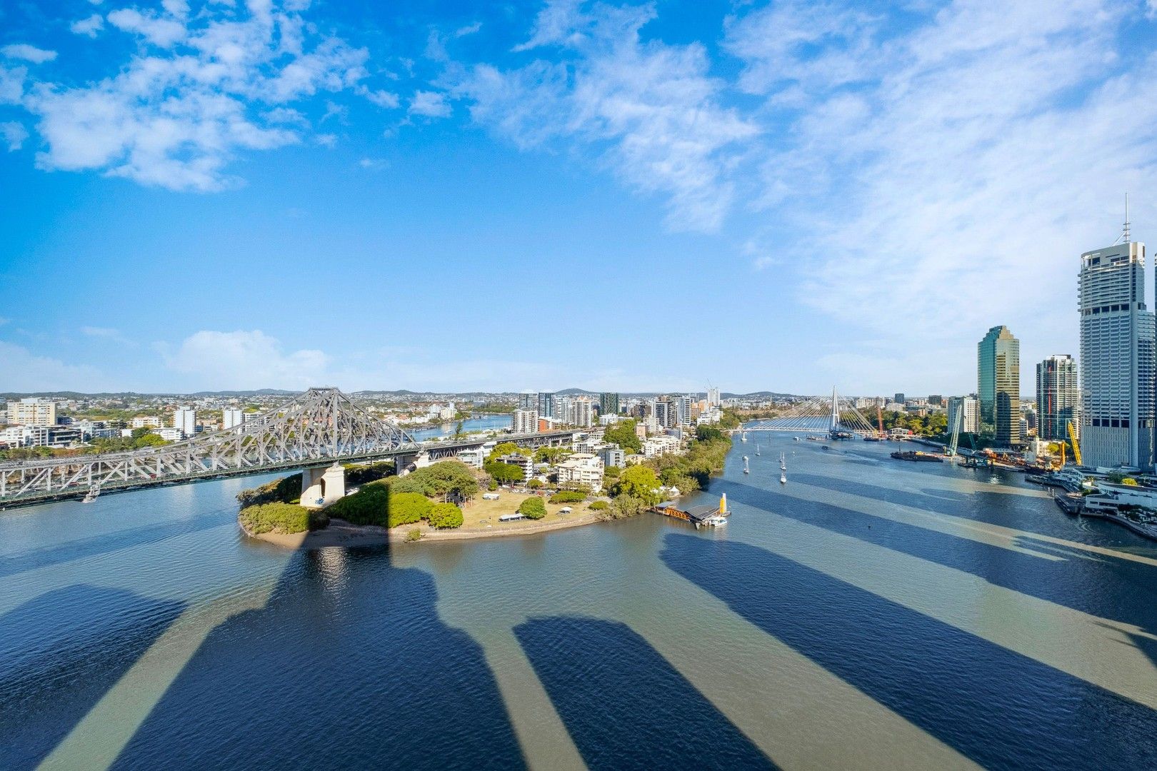 3 bedrooms Apartment / Unit / Flat in 137/32 Macrossan Street BRISBANE CITY QLD, 4000