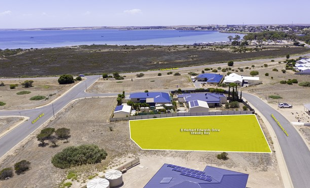 8 Herbert Edwards Drive, Streaky Bay SA 5680