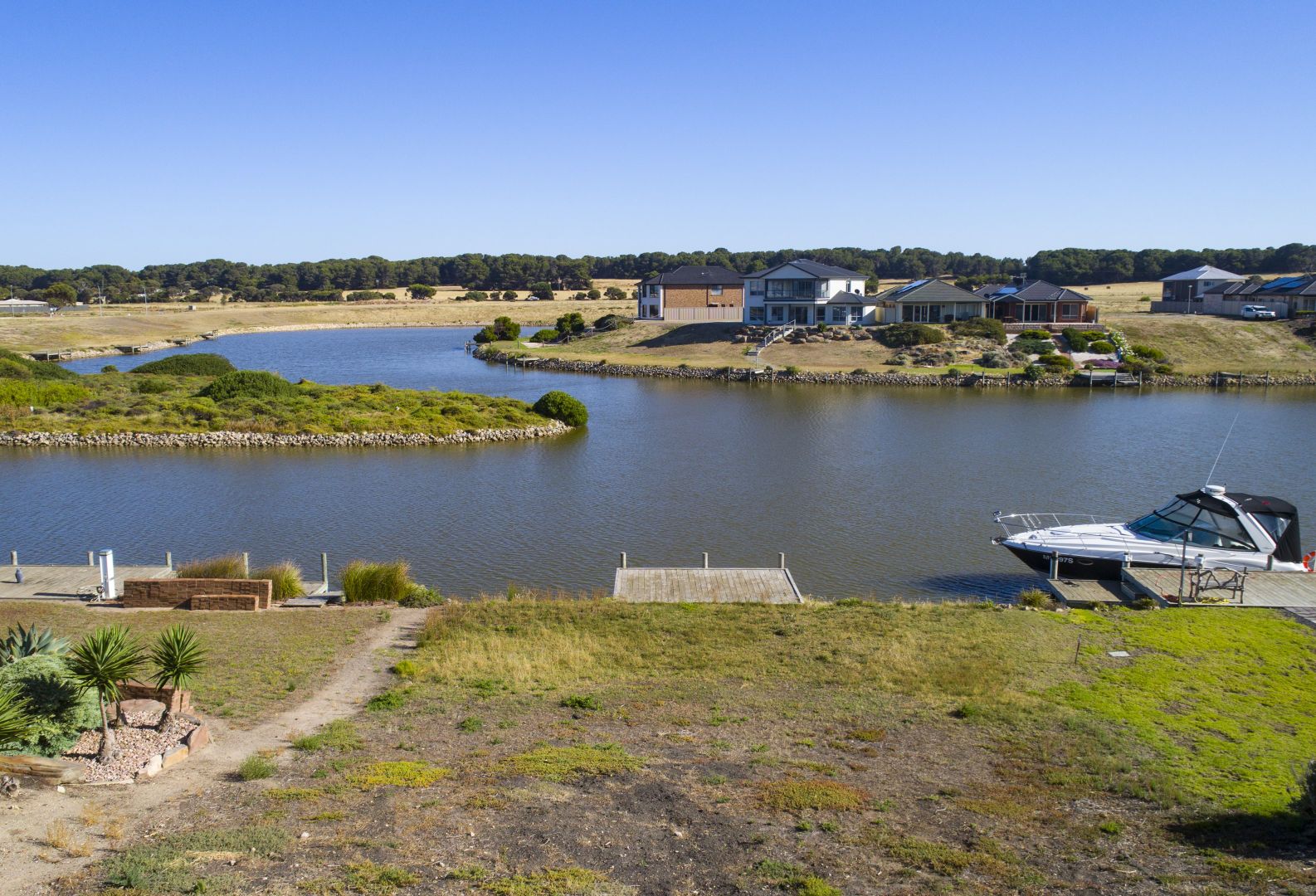 80 Britannia Parade, Hindmarsh Island SA 5214, Image 2