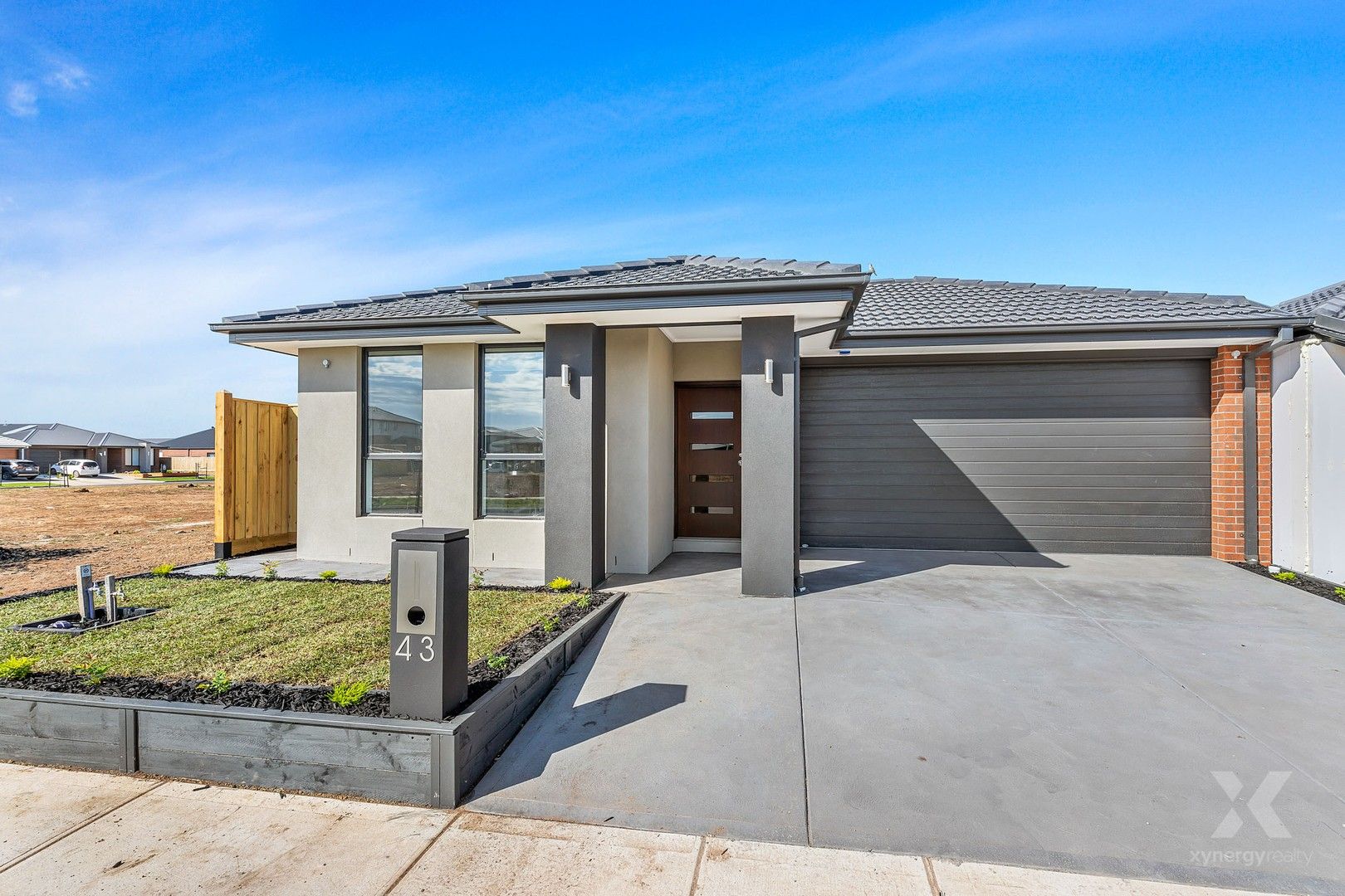 4 bedrooms House in 43 Feronia Avenue TARNEIT VIC, 3029