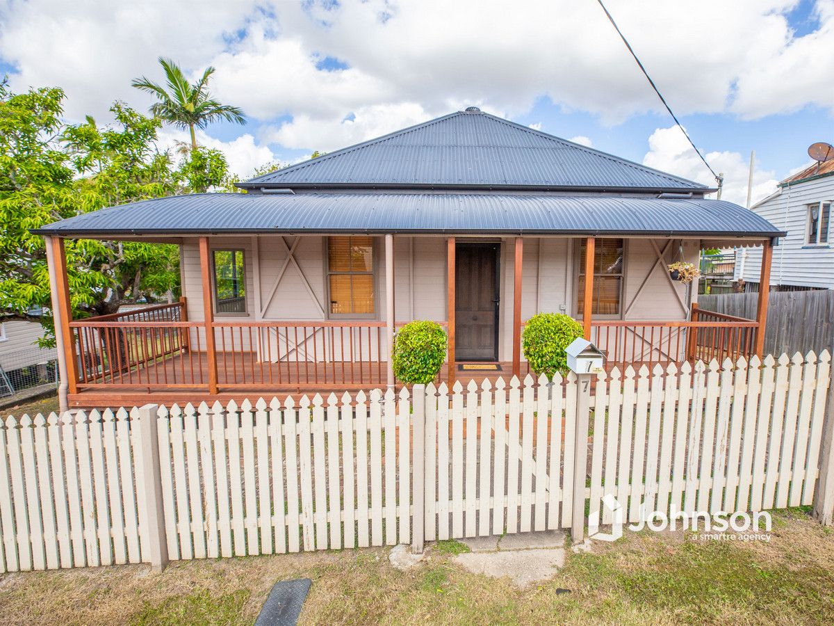 7 Martin Street, Woodend QLD 4305, Image 0