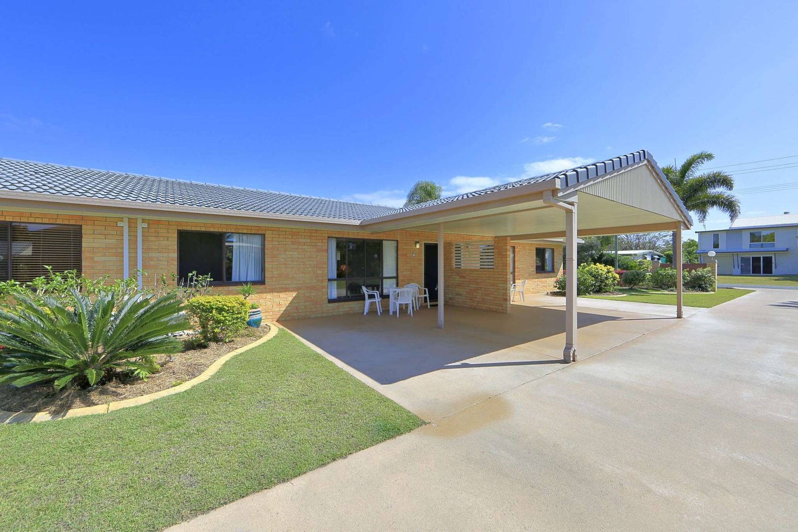 Unit 2/83 Mackerel St, Woodgate QLD 4660, Image 1