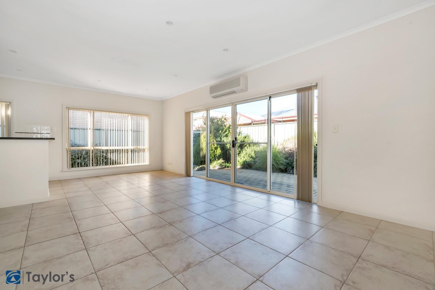 40 Lakefield Crescent, Mawson Lakes SA 5095, Image 2