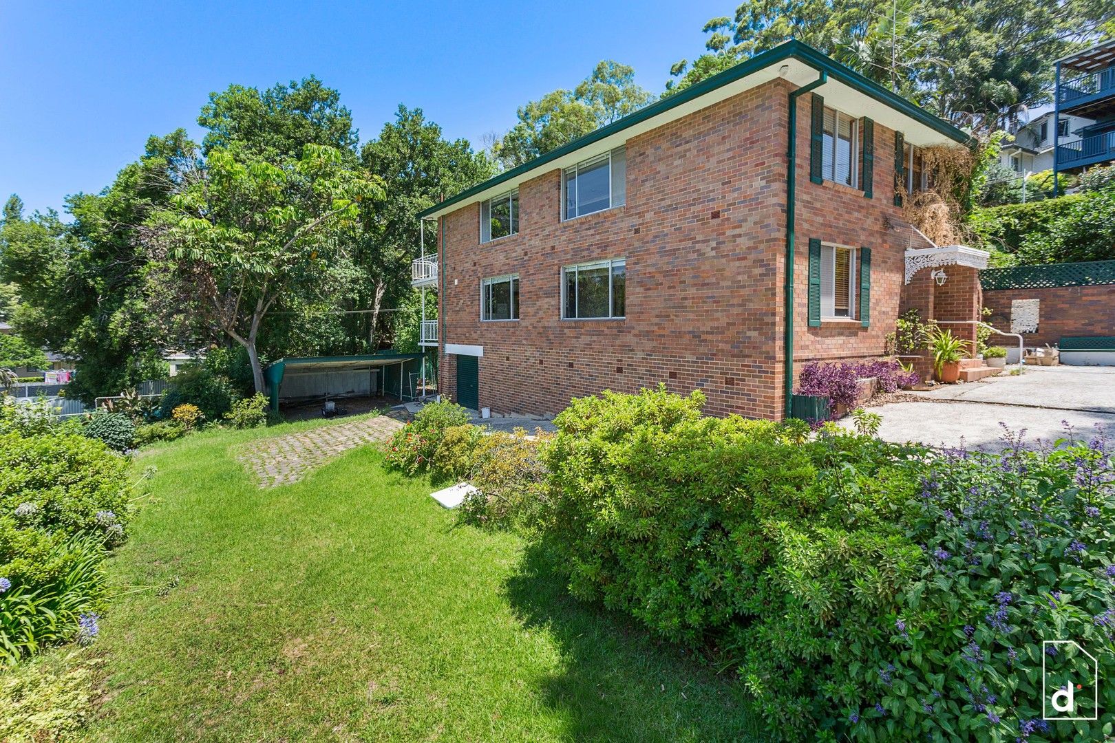 2 bedrooms Apartment / Unit / Flat in 2/97 New Mount Pleasant Road MOUNT PLEASANT NSW, 2519