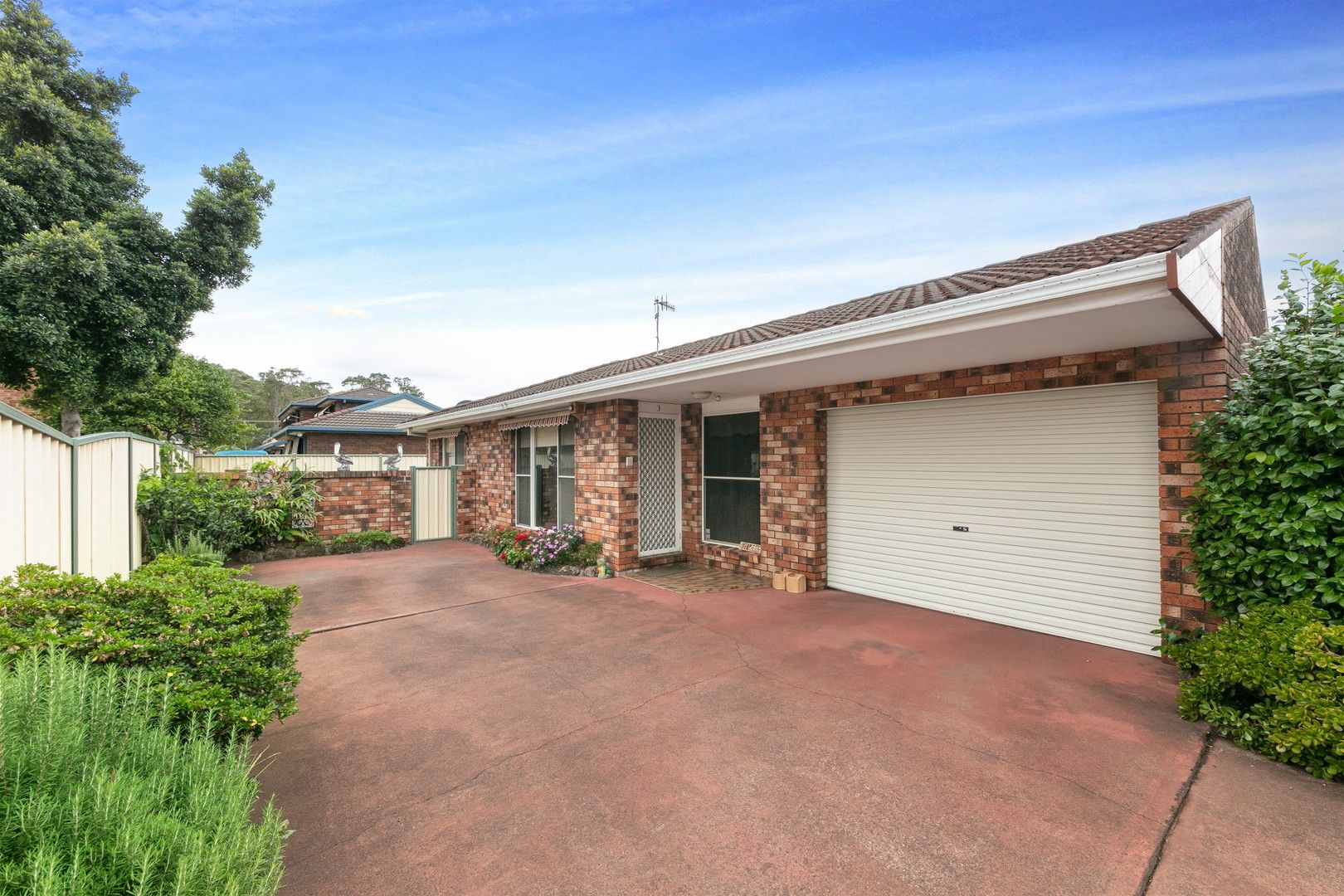 2 bedrooms Villa in 3/21 Flounder Road ETTALONG BEACH NSW, 2257