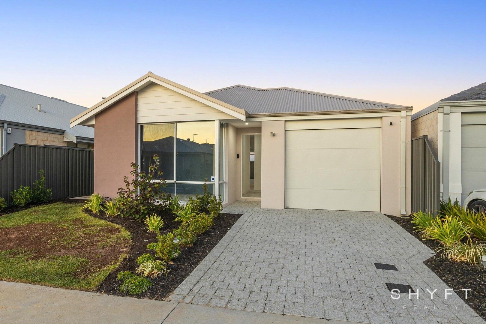 4 bedrooms House in 34 Brilliance Avenue EGLINTON WA, 6034