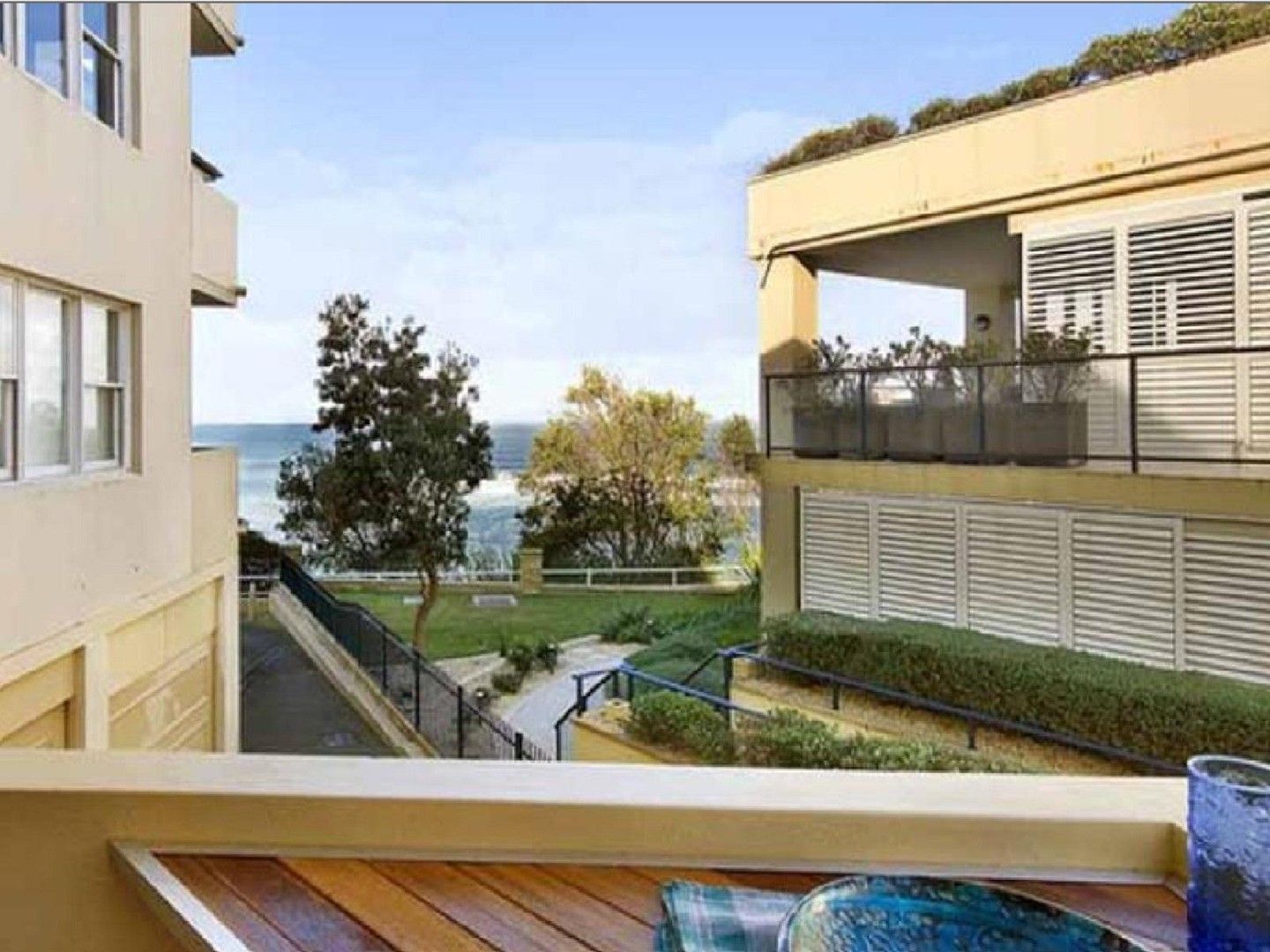 3 bedrooms Apartment / Unit / Flat in 2/25 The Esplanade CRONULLA NSW, 2230
