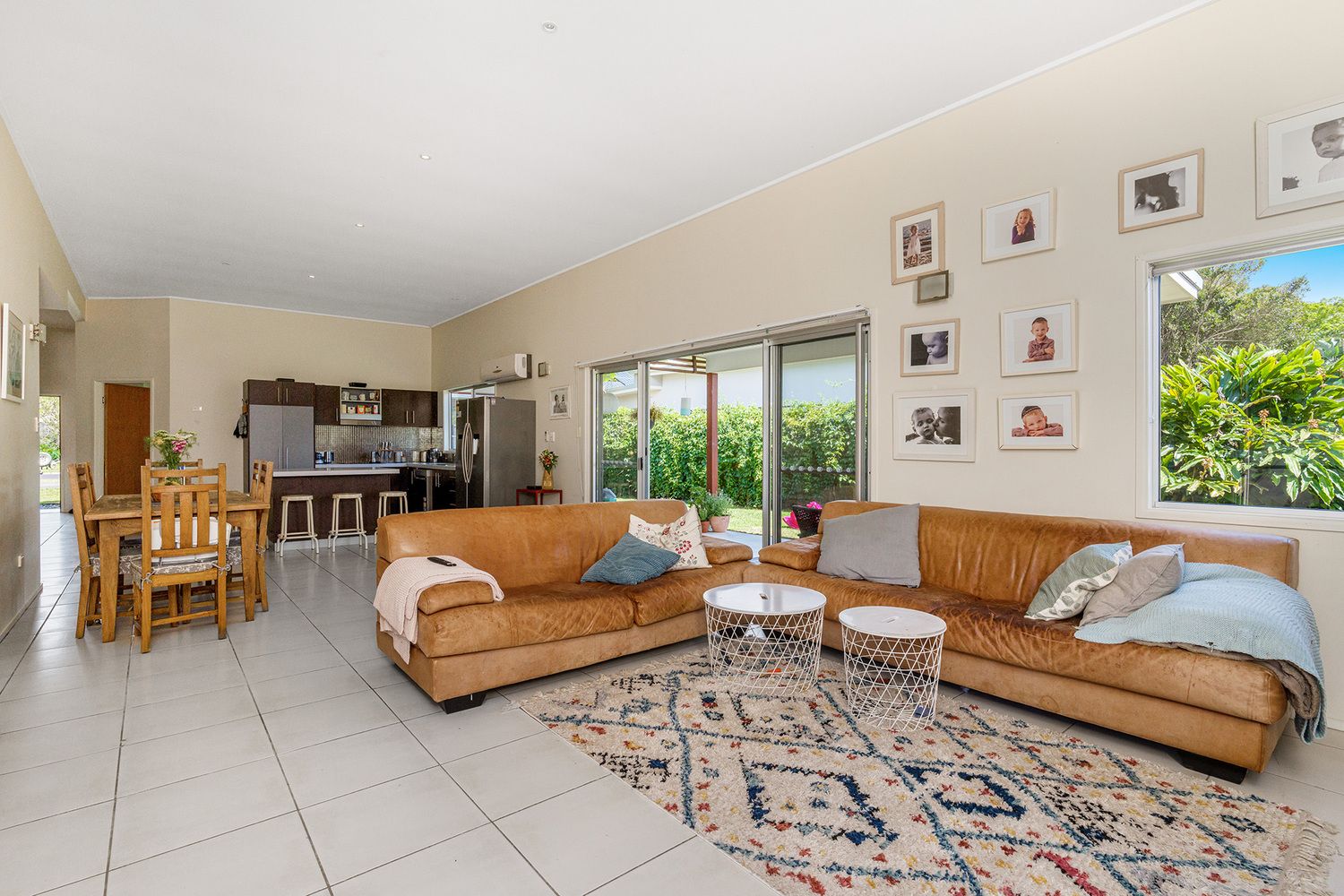 1/3 Boondoon Crescent, Ocean Shores NSW 2483, Image 2