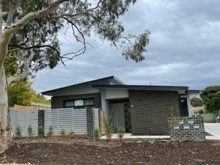 3 bedrooms House in 3 Adinda Street WARAMANGA ACT, 2611