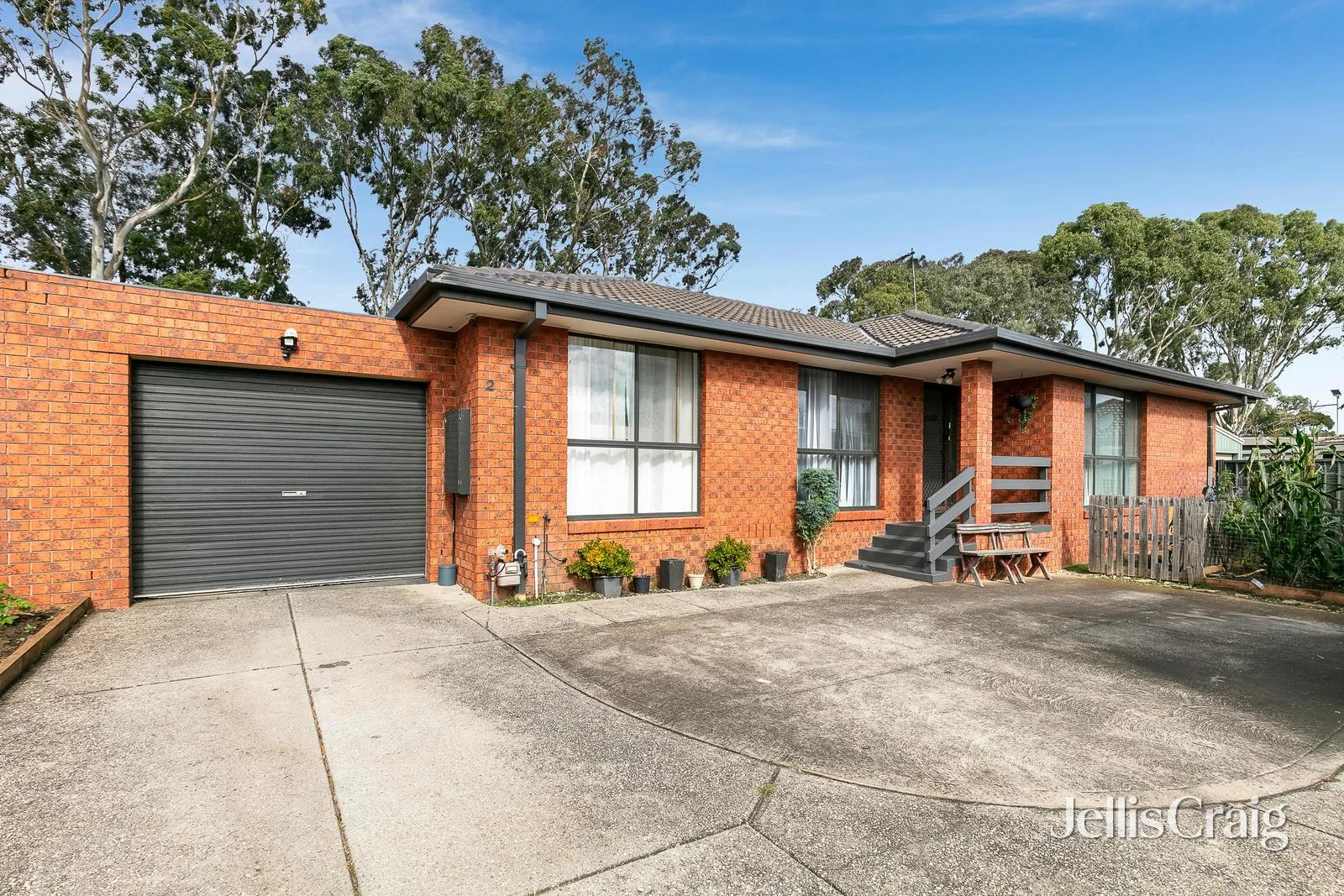 2/11 Elgata Close, Meadow Heights VIC 3048