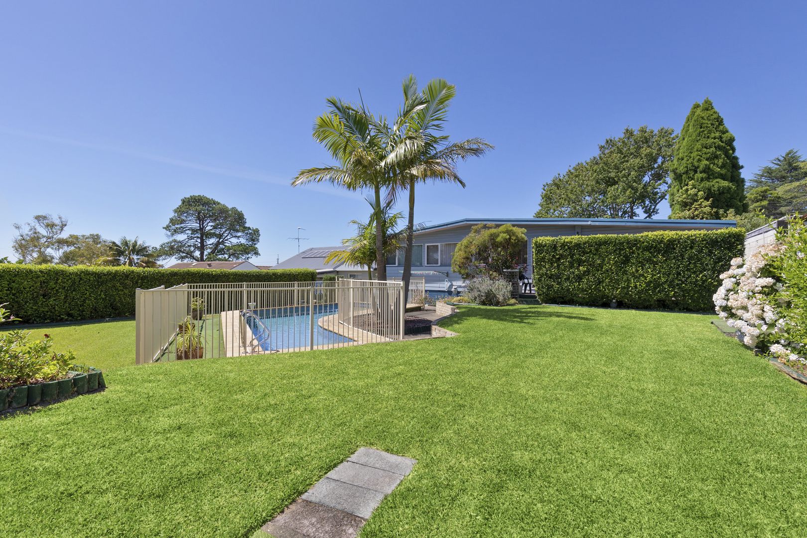 8 St Andrews Gate, Elanora Heights NSW 2101, Image 1