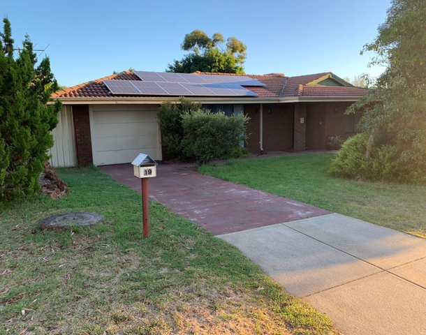 19 Lawrence Way, Samson WA 6163