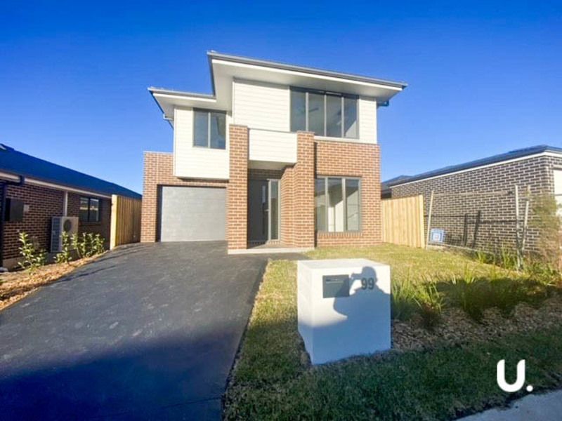 4 bedrooms House in 99 Lacerta Road AUSTRAL NSW, 2179