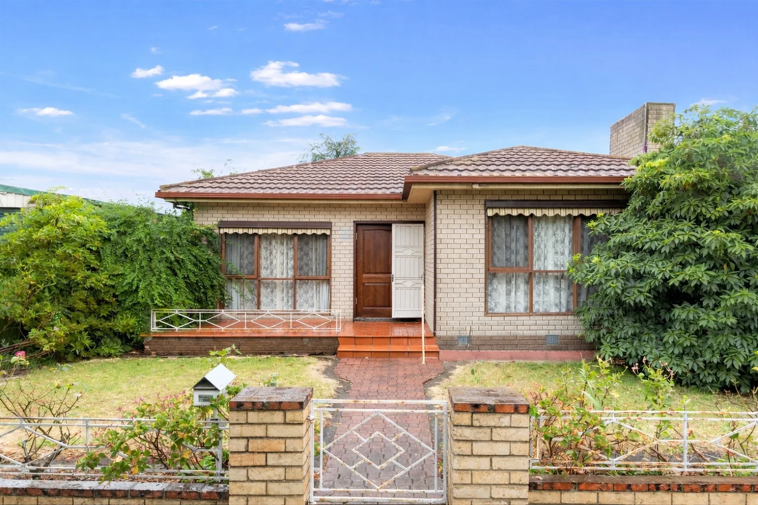 1 Great Britain Street, Herne Hill VIC 3218