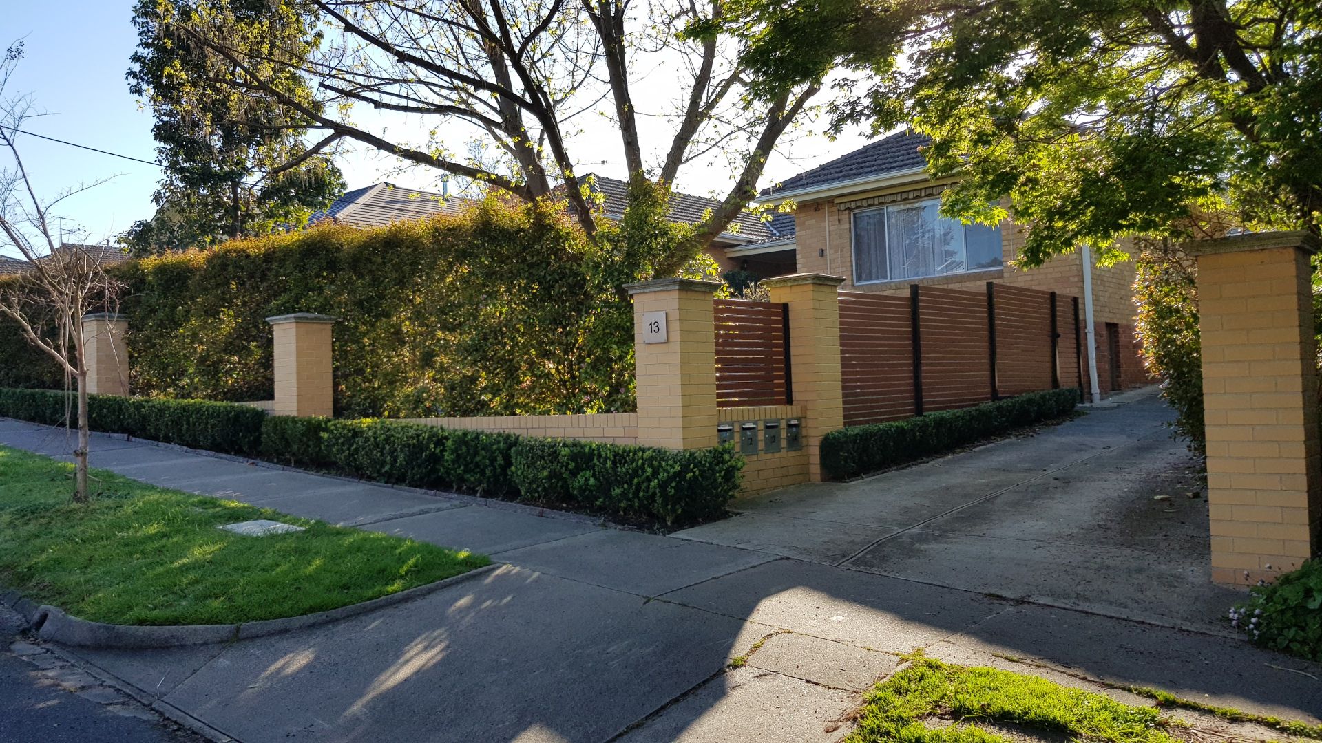1/13 Lomond Street, Glen Iris Property History & Address Research