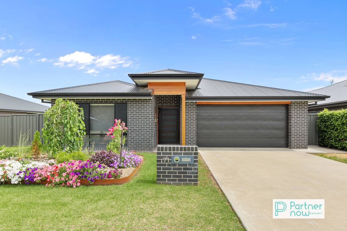 Picture of 71 Warrah Drive, TAMWORTH NSW 2340
