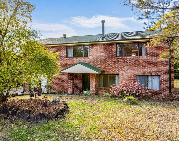 4 Dianne Place, Hawkesbury Heights NSW 2777