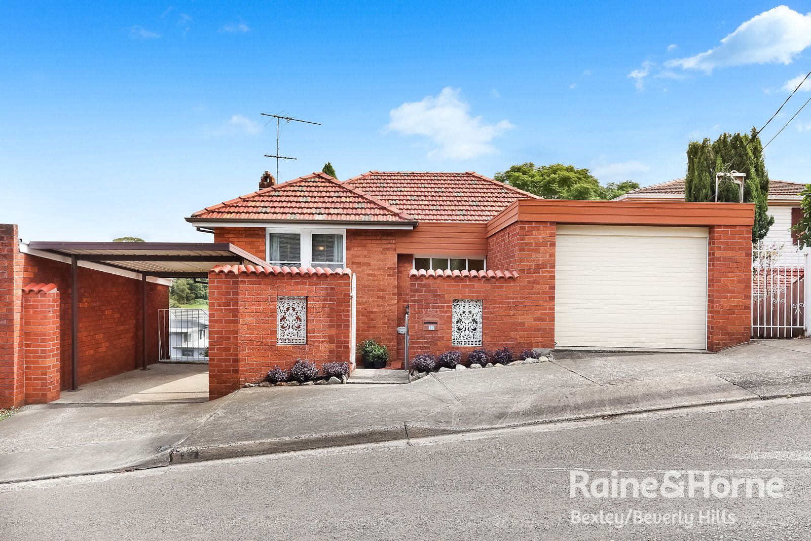 17 Stotts Avenue, Bardwell Park NSW 2207, Image 0