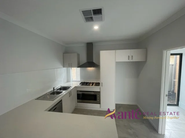 Additional image 2 of 39 Canary Dr, Hammond Park WA 6164