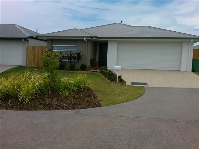 4 bedrooms House in 32 Coonoowrin Crescent MOUNTAIN CREEK QLD, 4557